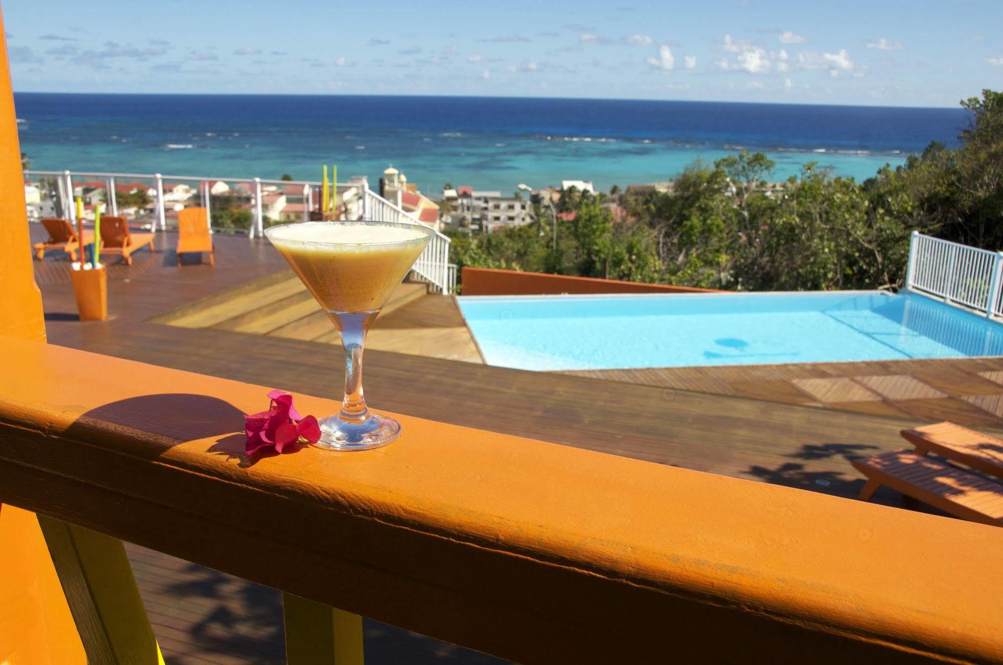 Le Soleil Levant Hotel Capesterre